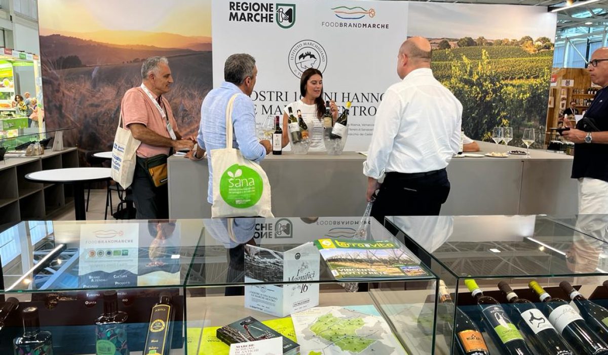 79f562c3-b555-47c2-85a1-cfac0527d6f2